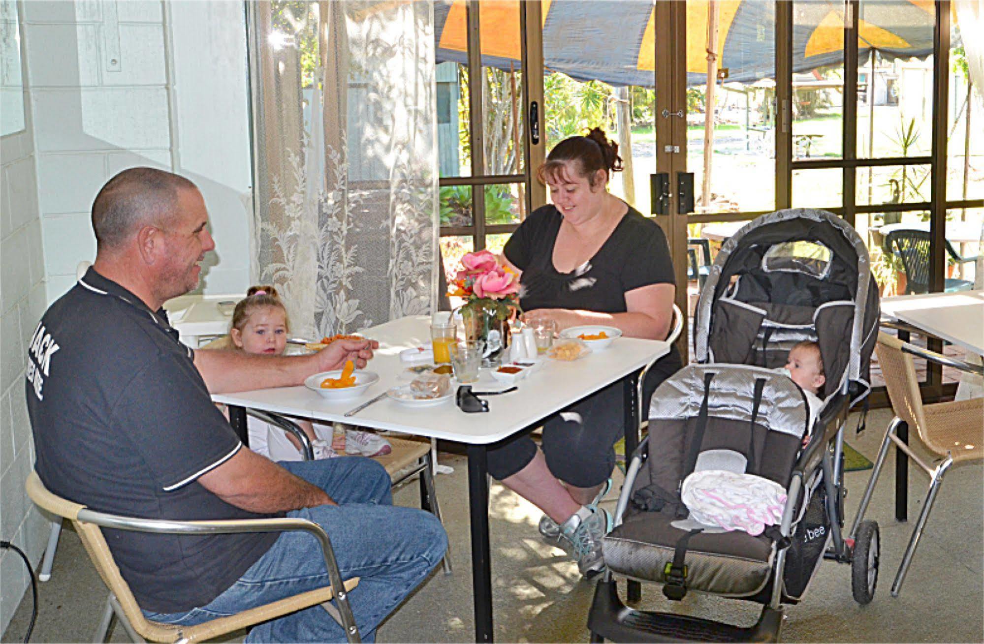 Beerwah Glasshouse Motel Zewnętrze zdjęcie