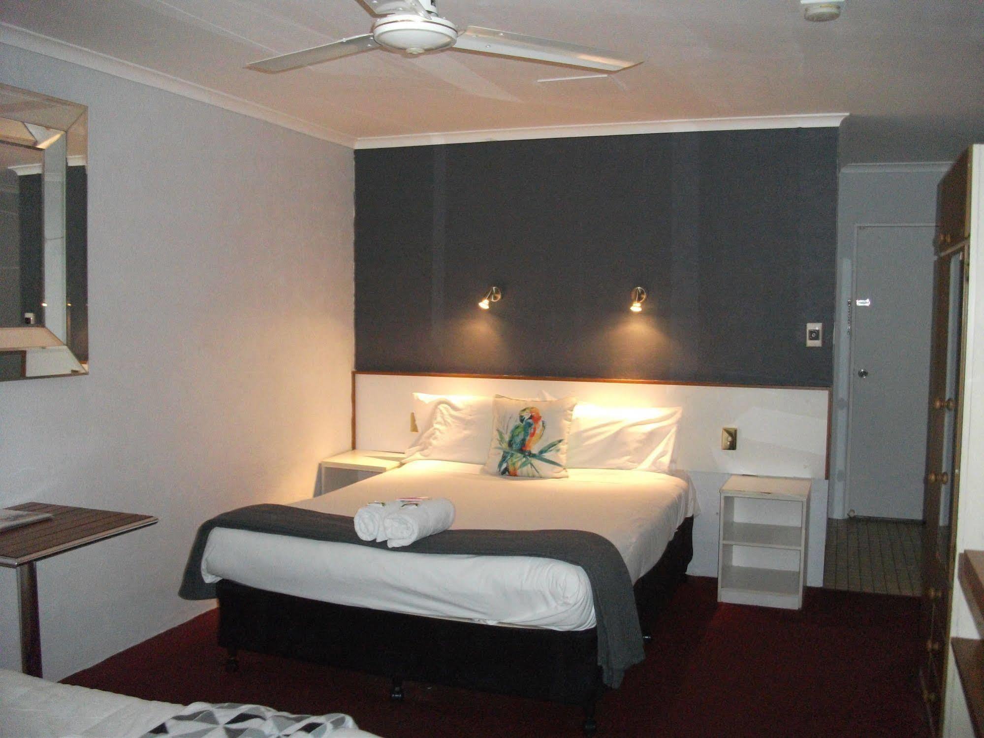 Beerwah Glasshouse Motel Zewnętrze zdjęcie
