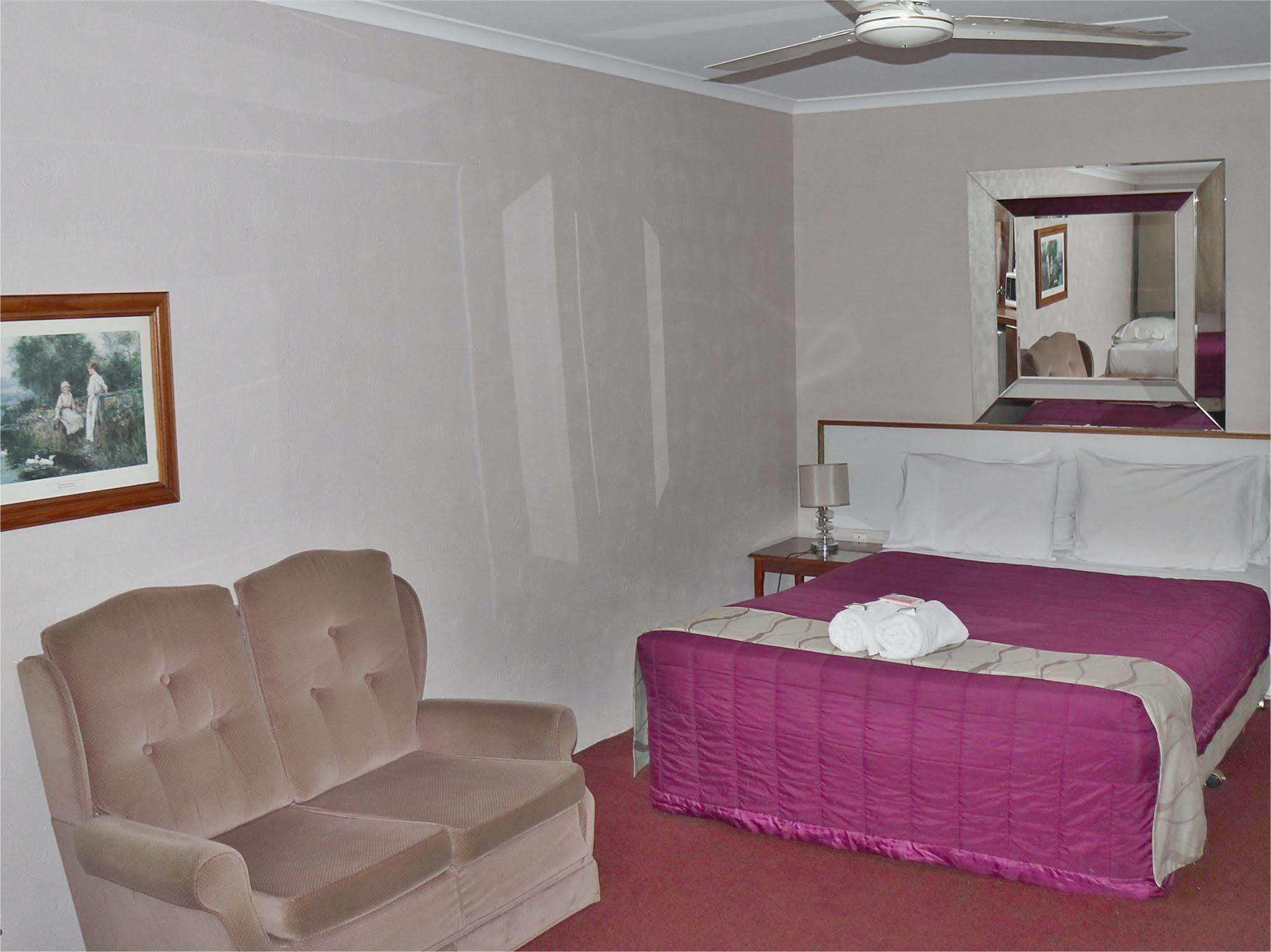 Beerwah Glasshouse Motel Zewnętrze zdjęcie